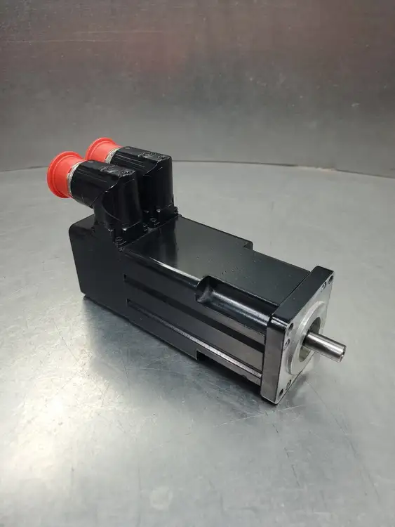 Used Allen-Bradley MPL-B1530U-EJ72AA Servo Motors | Palmetto Automation #1151342
