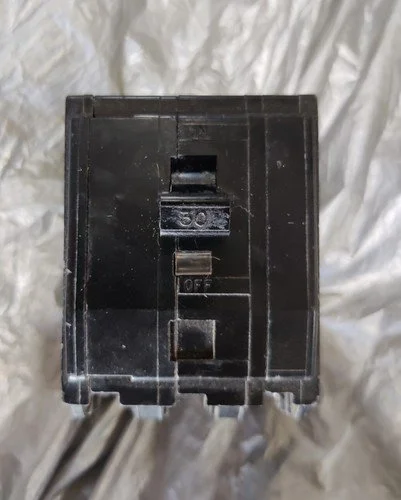 Used SQUARE D QOB330 Circuit Breakers Missouri US | Up Time Machines #784633