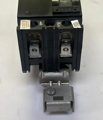 Used SQUARE D FA26015AC Circuit Breakers | Surplus Asset Holdings #1189515