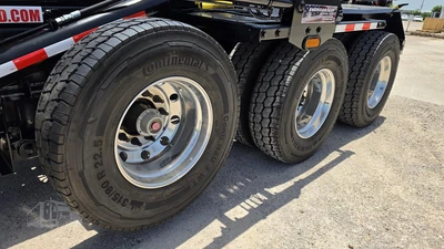 New | in-Stock 2026 INTERNATIONAL HX Conventional trucks Texas US | Roll Off Truck World #1491826