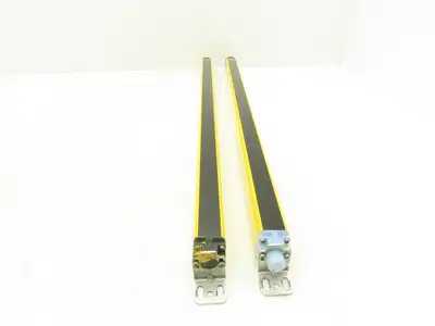 Schmersal SLC440-ER-0570-14-01 Safety Light Curtain Transmitter & Receiver Set