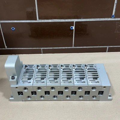 NEW SMC VV5FS4-10-061-03-CD