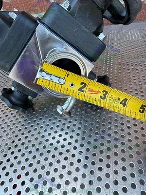 USED 4 ITT PURE-FLO STAINLESS STEEL DIAPHRAGM VALVES W/ 1.5" TO 1/2" SANITARY FITTING
