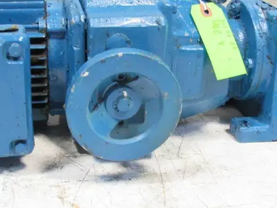 Sew R27D16DT80K4 19.35:1 Ratio 22-107RPM .75Hp 230YY/460Y Vari Speed Gear Motor