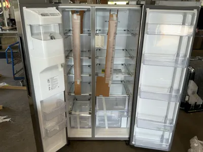 USED SAMSUNG RS27T5200SR