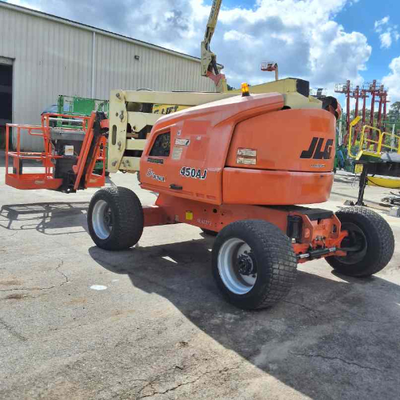 USED 2017 JLG 450AJ