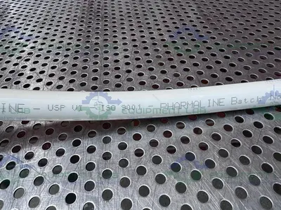 USED AFLEX PHARMALINE 54037 PTFE HOSE 24" W/ 1/2" SANITARY FITTING