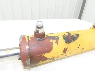 Used LORAIN _UNKNOWN_ Hydraulic Cylinders Indiana US | Arrow Industrial #1459040