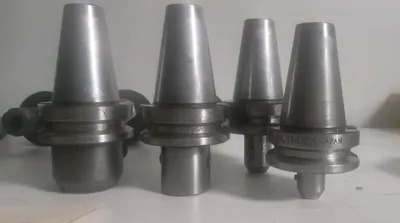 Lot of 10 BT40 Tool Holders -  LYNDEX , ANN Way , TECHLEADER JAPN 40 Taper