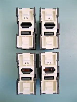 Lot of (4) Buss JNT60060 Finger Safe 35-60A 600 VAC Fuse Holder w Fuses H19