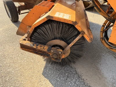 Used ROSCO RB-48 SELF-PROPELLED BROOM Street Sweeper Michigan US | Miedema Asset Management Group #1335776
