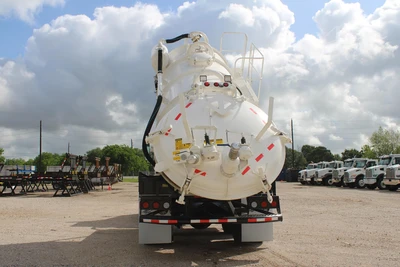 Used 2018 FREIGHTLINER 114SD Septic/Sewer/Vacuum Trucks Texas US | Roll Off Truck World #1491812