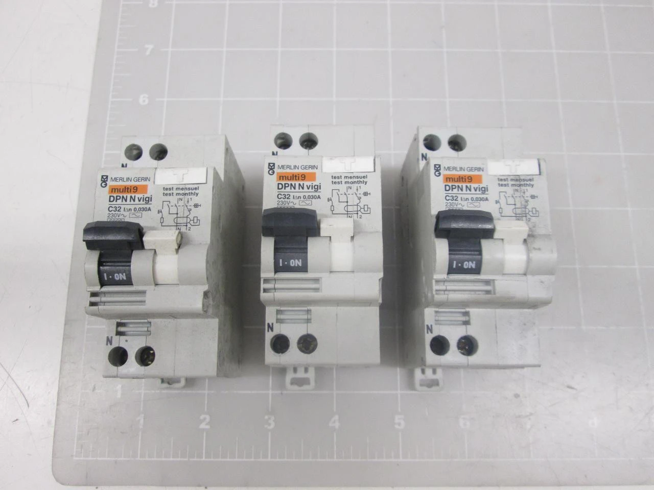 Used MERLIN GERIN _UNKNOWN_ Circuit Breakers Texas US | OCO Industrial #1675490