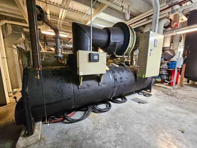 Used 2001 TRANE CVHF485 Chillers Pennsylvania US | Solutions 4 Manufacturing #1344128