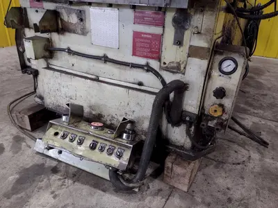 220 TON AIDA MODEL #NC1-200(2) GAP FRAME PRESS, WITH 9.84" STROKE: STOCK #22203