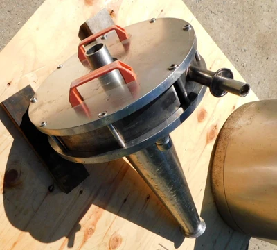 USED ADVANCED POWDER TECH SM3-C4