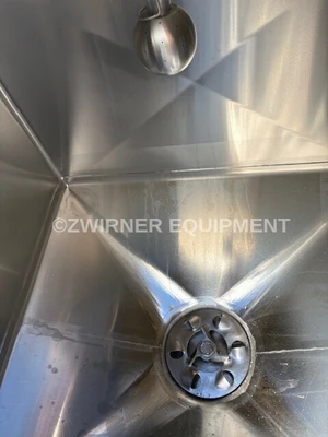 300 GALLON STAINLESS STEEL SINGLE SHELL LIKWIFIER