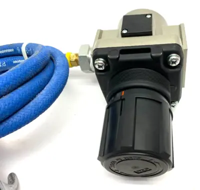 AR50K-N06-Z | SMC  Regulator 7-125psi w/ Coilhose 54" Safety Blow Gun - Used
