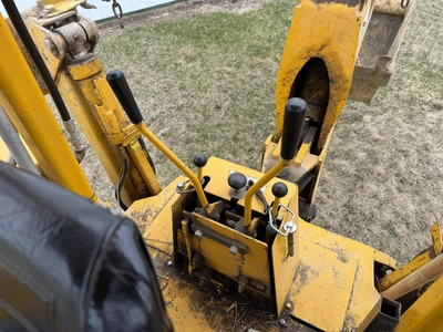 USED ALLIS CHALMERS 715 SERIES B BACKHOE