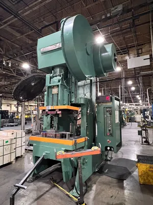 1974 NIAGARA M150 OBI / Gap Frame Press | Universal Press & Machinery (UPM) (2)
