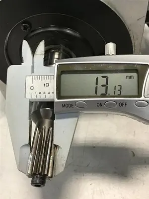 USED YASKAWA SGMP-08AWYR32