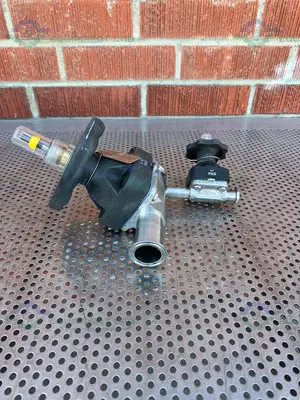 USED 2- ITT PURE FLO RA25MAX DIAPHRAGM VALVE  W/ 1 1/2" TO 3/4" SANITARY FITTING