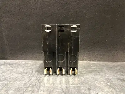 USED SQUARE D QO360