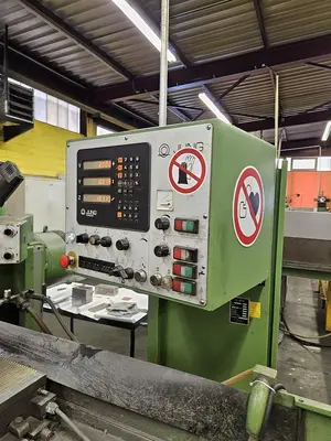 USED 1990 JUNG JF520