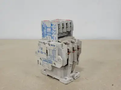 USED CUTLER-HAMMER CE15FNS3