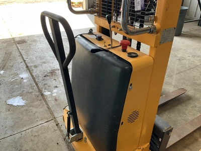 Used ZHEJIAND NOBLELIFT EQUIPMENT H-5439 Pallet Stackers Michigan US | Miedema Asset Management Group #1411285