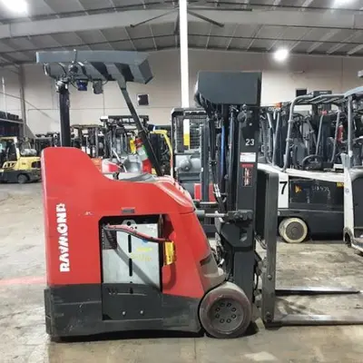 USED 2021 RAYMOND 425-C40QM