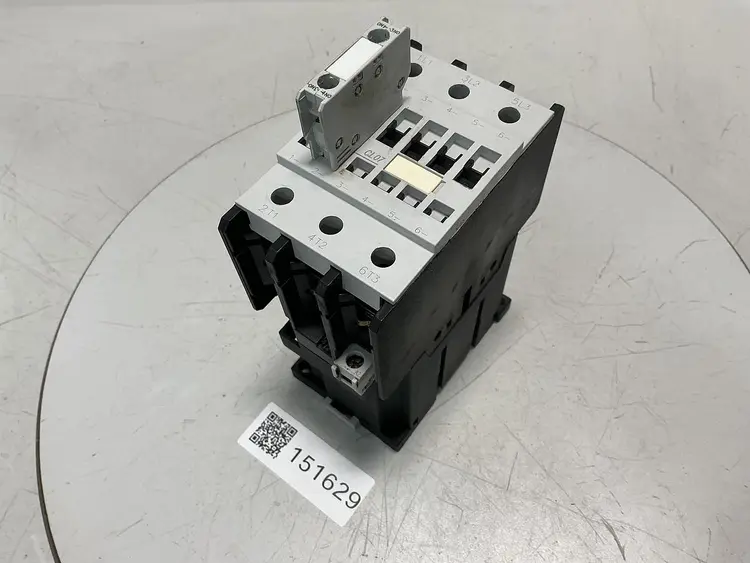 Used GENERAL ELECTRIC CL07E300M PLC Contactors Michigan US | Ideal Machinery #689757