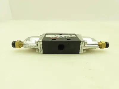 Aro 5631 33 02 Manual Pneumatic Air Valve 3-Way NC 1/4" NPT
