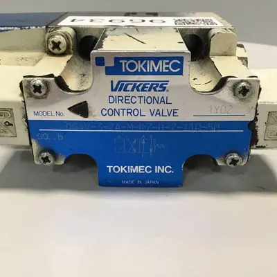 USED VICKERS DG4V32AMP7HT1050