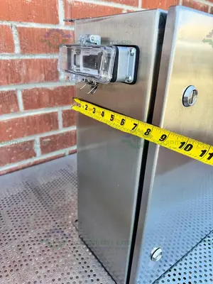 Used RITTAL STAINLESS STEEL STANDARD ENCLOSURE 19" X 19" X 8.5", 120V Electronics & Components California US | Equipment Lab #1453510
