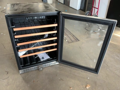 Used VINOTEMP VT-51SZ01SS Residential Appliances Michigan US | Miedema Asset Management Group #1761158