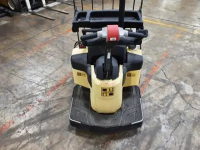 USED 2023 HYSTER B60ZAC2