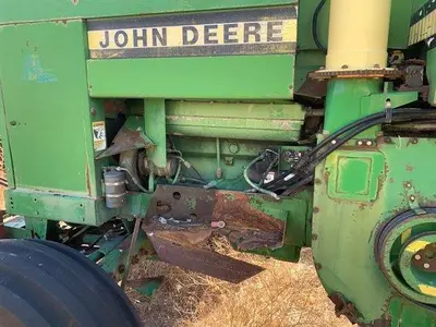 USED 1991 JOHN DEERE 5830