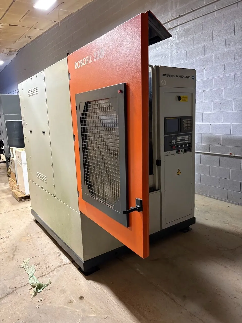 Used 2000 CHARMILLES ROBOFIL 330F Wire EDM Illinois US | Machinery Management #1279519