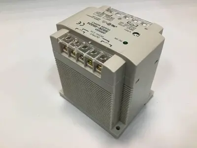USED OMRON S82K-05024