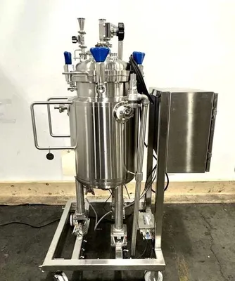 HOLLOWAY 30 Liter (8 Gallon) Holloway Sanitary 316L Stainless Steel Agitated Reactor REACTORS | EcReCon Inc (2)