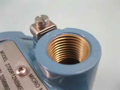 NEW Micro Motion 2700 R12 NBMEZZZ