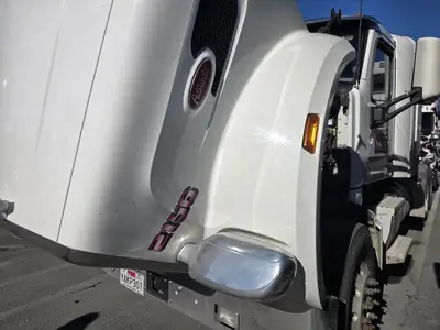 USED 2022 PETERBILT 567
