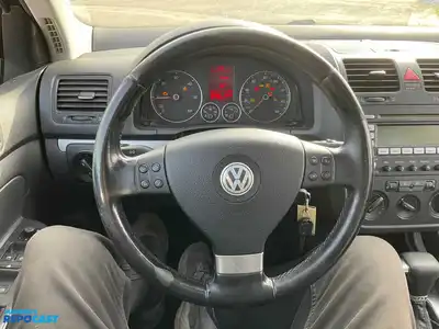 USED 2009 VOLKSWAGEN JETTA