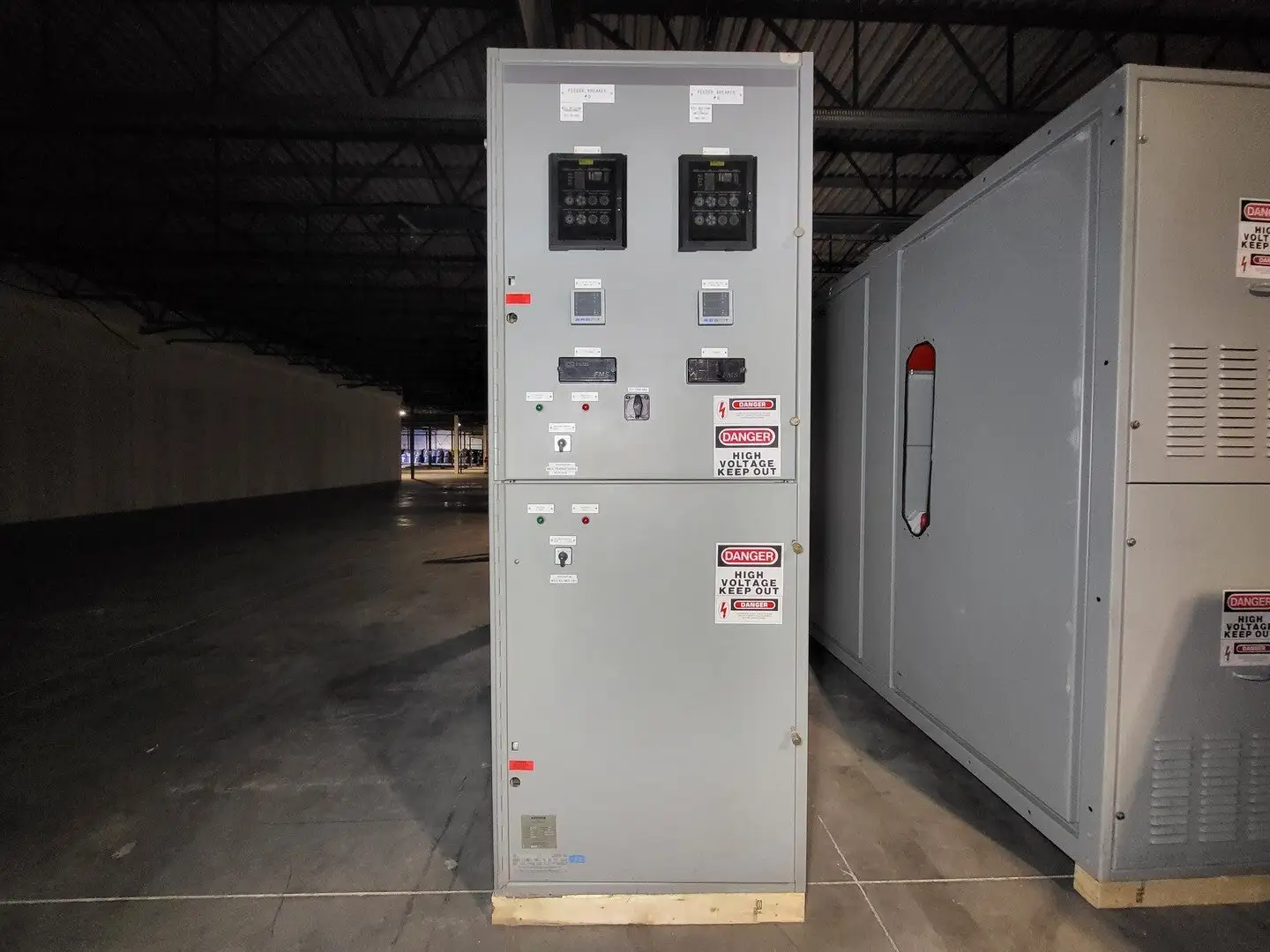 4160Volts 1200Amp 3Ph Switchgear Unit PowerVac VB1 4.16-250-3w/D-Feeder Breaker