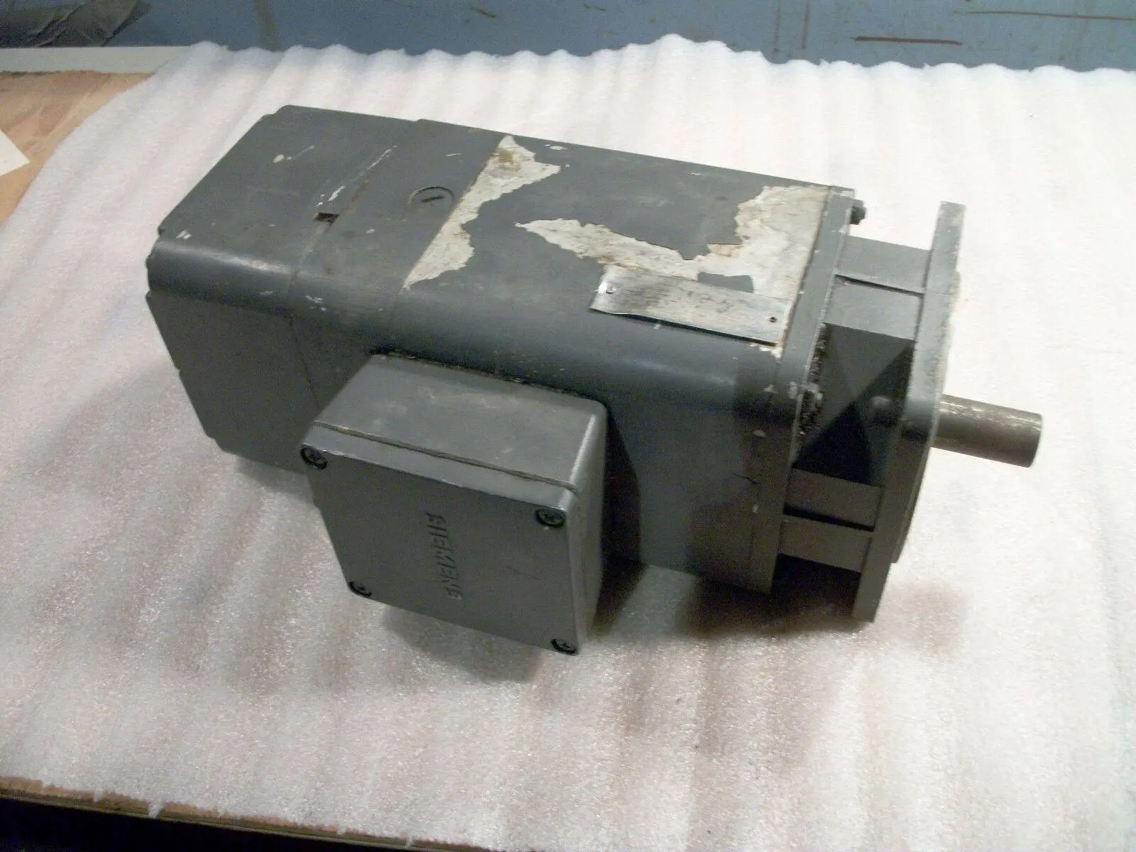 USED Siemens 1FT5072-0AC01-2-Z