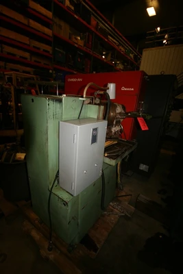 Oliver Model 600 Tool Grinder with Auto Feed, 9″ Chuck