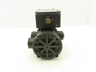 UFM LP-CBMSF5GM-4L-32V1.0-M3WR-PC4M-C-1D Flow Meter 1/2" NPT 0-5GPM