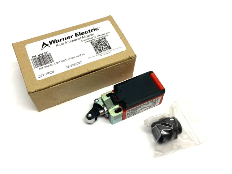 Used WARNER, BERNSTEIN ROLLER LIMIT SWITCH 240V Relays & Switches | Maverick Industrial Sales #1103795