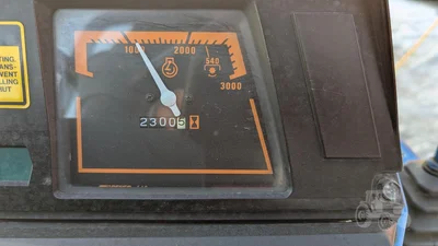 USED 1990 NEW HOLLAND 2120